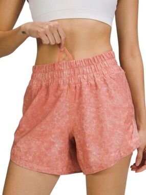 Lululemon Track That Mid-Rise Lined Shorts Dust Pink Savannah Multi. Size 2